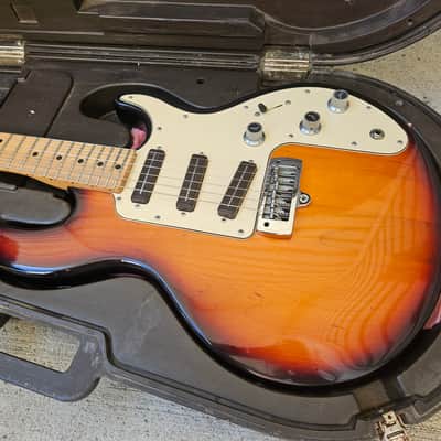 1983 Peavey T-26 electric guitar image 10