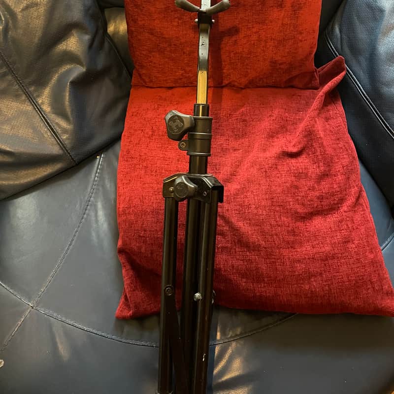 2010s Hercules DS730B Auto Grip Alto/Tenor Tall Saxophone Stan…