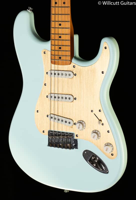 Squier 40th Anniversary Stratocaster Vintage Edition Maple Fingerboard Satin Sonic Blue (624) image 1