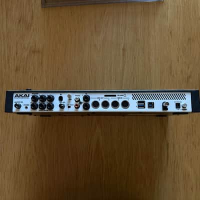 Akai MPC Live [white skin] image 4