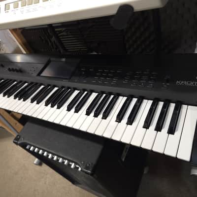 Korg KROME 61-Key Synthesizer Workstation 2010s - Local Pickup Only