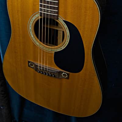 Martin and Co CEO 2 1998 - Natural Gloss image 4