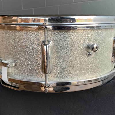 Vintage 1960's Slingerland No. 161 Deluxe Student Model 5x14" 6-Lug Snare Drum with Stick-Saver Hoops in Silver Sparkle image 6