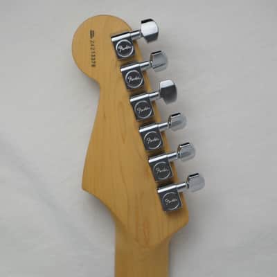 Fender Highway One Stratocaster - USA 2005 - 3 Color Sunburst - Gigbag included image 6
