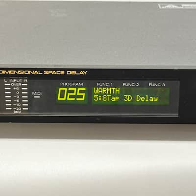 Roland SDE-330 Dimensional Space Delay 1993 - 1998 - Black image 5