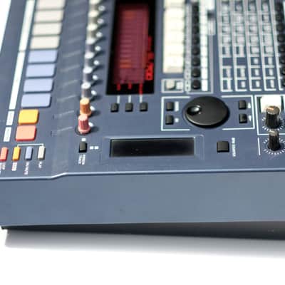 rare Yamaha SU-700 - Sampler, Groovebox, Sequencer, FX image 5