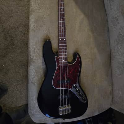 Fender Jazz bass deluxe/2001/ gloss black.Rare! image 4