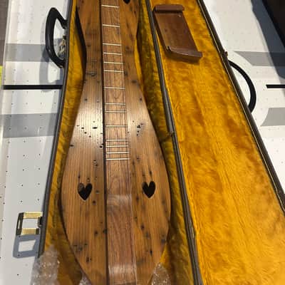 Robert Mize Dulcimer, walnut with wormy chestnut soundboard image 4