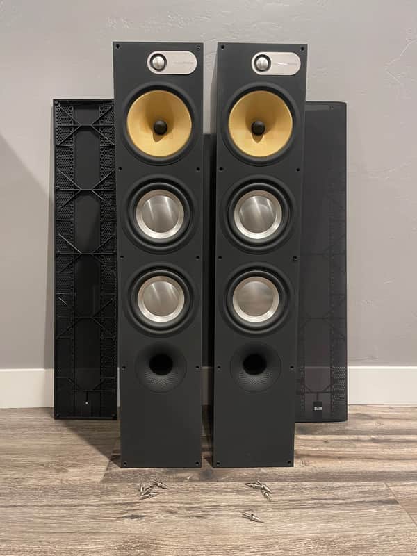 Bowers & Wilkins 683 Black image 1