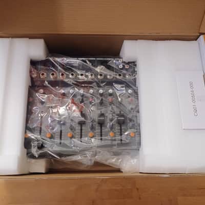 Behringer XENYX 1003B 10 Channel Analog Mixer 2023 - Grey image 4