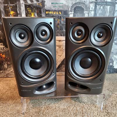 Aiwa Aiwa SX-N5200 is a vintage 3-way bass-reflex bookshelf speakers 90s  - Black image 3