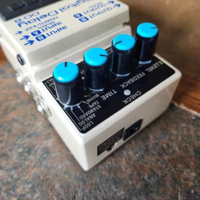 Boss DD-8 digital delay pedal w/connector image 2