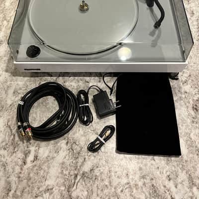 Fluance RT85 turntable White image 1
