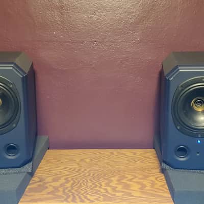 Tannoy System 600a Powered Studio Monitors image 1