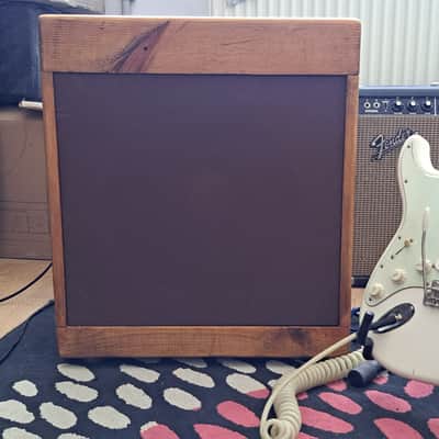 Music Vehicle 50 years old pine cabinet 1x15" - Nitro image 11