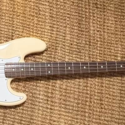 Fender Standard Jazz Bass image 1