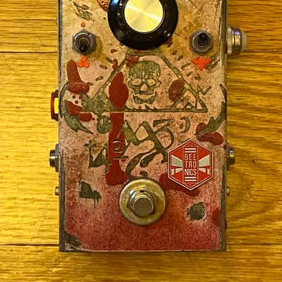 Beetronics Custom Shop "Crowley's" set Whocta Hell / OctaHive / OverHive image 4