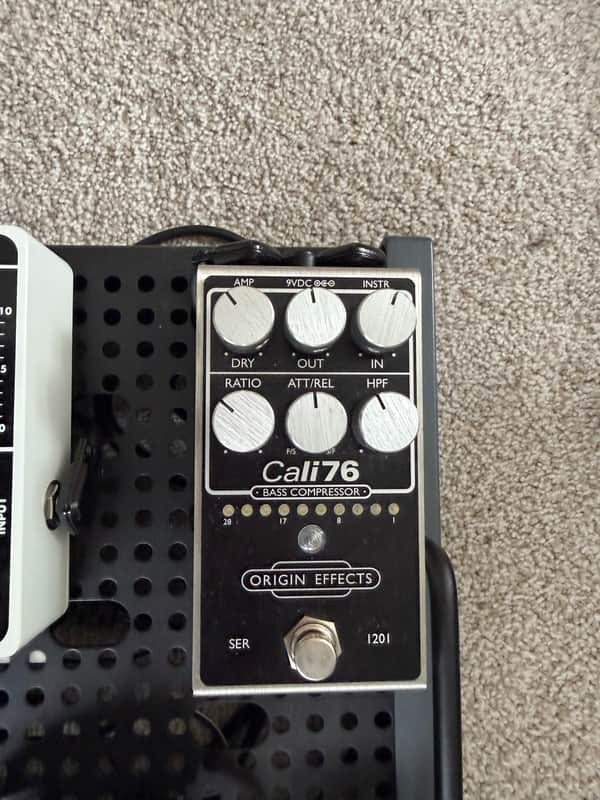 Origin Effects Cali76 Bass Compressor