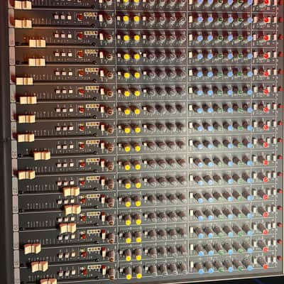 Allen & Heath GL2200 32 channels image 1