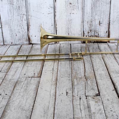 Bach Aristocrat TB600 Tenor Trombone Bb Trombone with Hardshell Case image 1