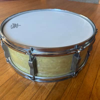 1964 Ludwig Super Classic 5.5x14" 8-Lug Snare Drum Keystone Badge - White Marine Pearl image 7