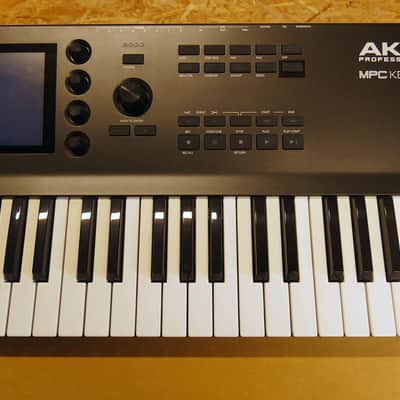 Akai MPC Key 61 Standalone Workstation Synthesizer imagen 8