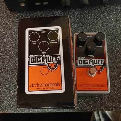 Electro-Harmonix Op-amp Big Muff Pi Fuzz Pedal image 3