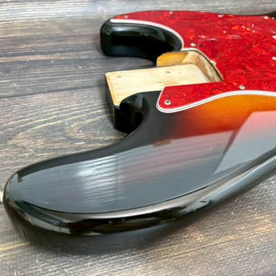 1993-94 Fender Japan JB62 Jazz Bass Body 3TS Sunburst Made in Japan image 7