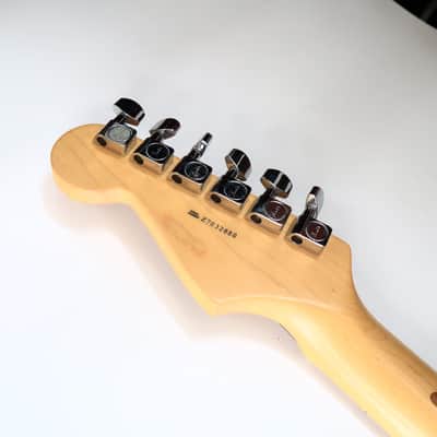 Immagine Fender American Series VG Stratocaster with Maple Fretboard 2007 - 2009 - Black - 8