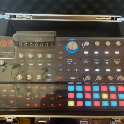 ASM Hydrasynth Desktop Synthesiser + Decksaver + Flightcase + extras image 3