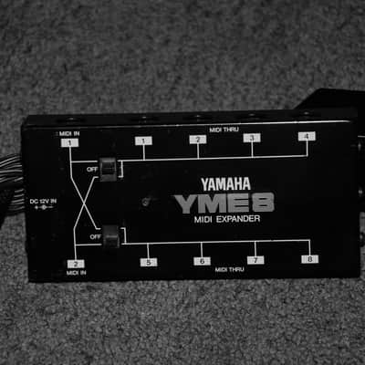 Yamaha YME8 MIDI Expander 2 in x 8 out 1985 Black image 2