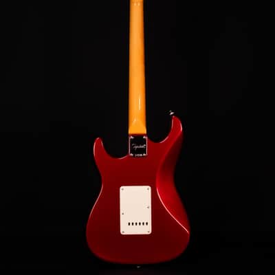 Squier Classic Vibe '60s Stratocaster, Laurel FB, Candy Apple Red image 7