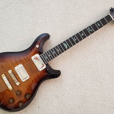 PRS 594 Artist image 2