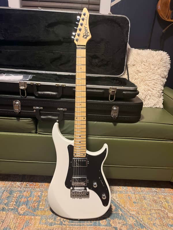 Vigier Excalibur Indus 2020 (Satin/Matte White with Satin Matte Black Pickguard, Trem) image 1