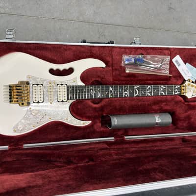 Ibanez JEM7V-WH Steve Vai Signature with Rosewood Fretboard 2004 - 2019 - White image 3