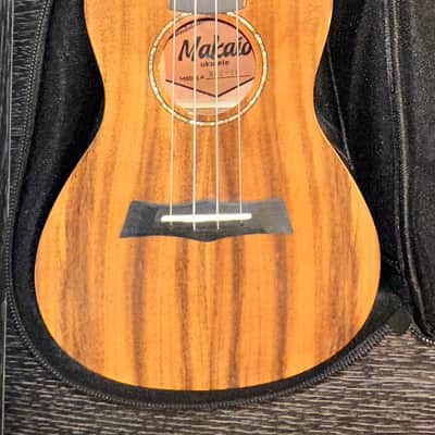 Makaio MKC-10 Koa Concert Ukulele - Natural Excellent image 15