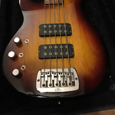Left handed G&L L-2500  5 string bass (Fullerton, USA) image 3