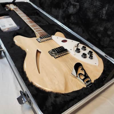 Rickenbacker 360 Maple Glo Semi-Hollow Guitar, 21 Fret, Gotoh Tuners, Rosewood FB, Stereo, HSC image 2
