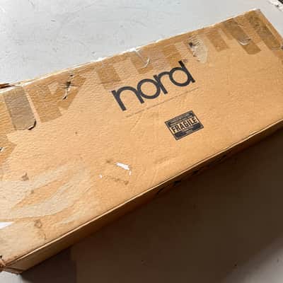 Nord Lead A1 49-Key 26-voice Polyphonic Synthesizer image 4