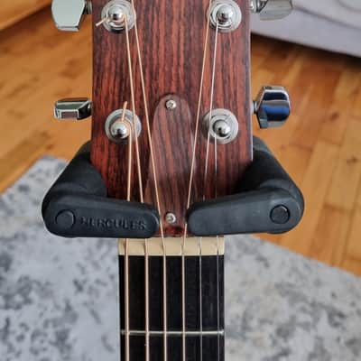 Taylor 210-G Gloss Top Acoustic Guitar image 4