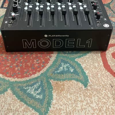 Allen & Heath Play Differently Model 1 6-Channel Analog Mixer 2016 - Present - Black image 4