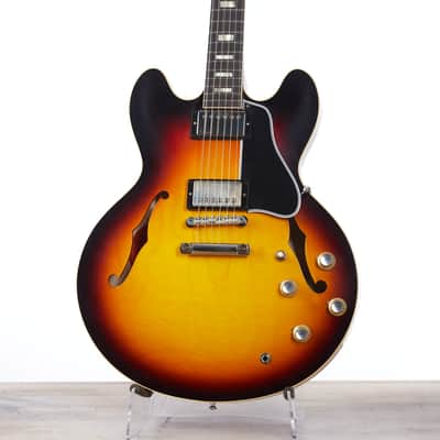 Gibson Custom 1964 ES-335 Reissue, Vintage Burst | Demo image 1