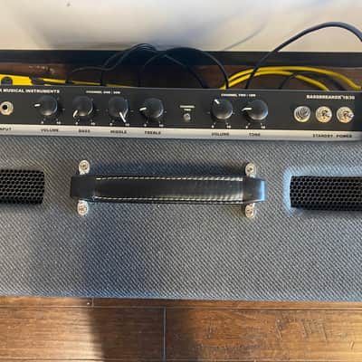Fender Bassbreaker 18/30 2-Channel 30-Watt 2x12" Guitar Combo image 3