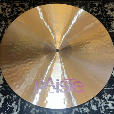 Paiste 18" 2002 Medium Cymbal - Traditional image 3