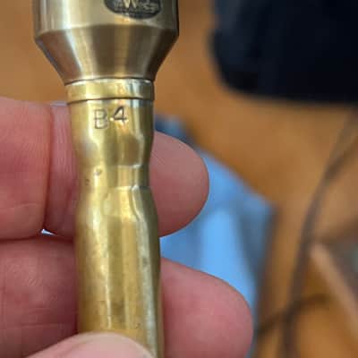 Wedge 65MV hybrid trumpet mouthpiece top with 10 degree angle and Warburton B4 gold plated backbore Bild 4