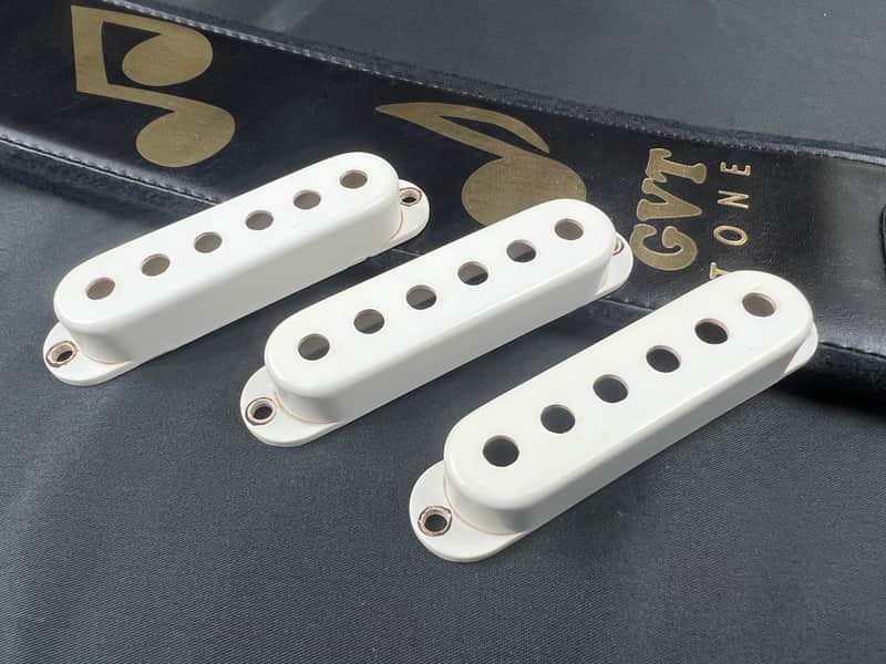 General Vintage Tone White Edad Bakelite 50’s style Strat Pickup Covers Aged white image 1