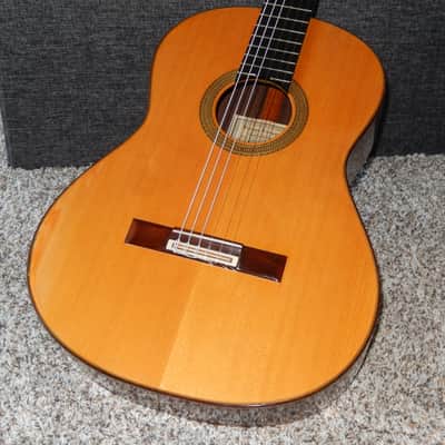 BARGAIN - TETSUO KUROSAWA "ESPECIAL" 2007 - YAMAHA GC82C CLASS CLASSICAL CONCERT GUITAR - CEDAR/HONDURAN ROSEWOOD image 2
