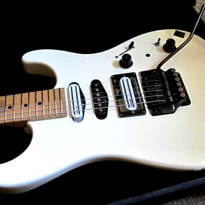 Up to 07/07! Fender HM Strat 1988 Original /Greg Howe,Introspection Mode/ +Case!FREE shipping in EU! image 5