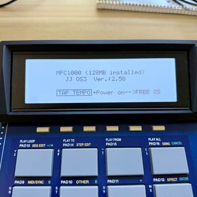 Akai MPC1000 Music Production Center 2004 - 2013 - Blue image 4