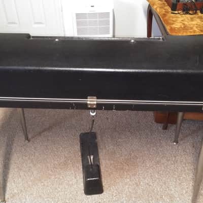 Wurlitzer 200A 64-Key Electric Piano 1974 - 1983 - Black image 3